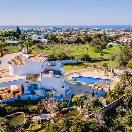 Ursinho Villa *
